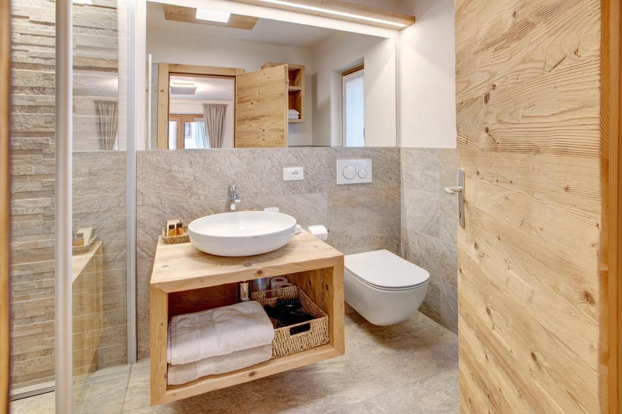 Casa Al Rin Ski Bike And Wellness イゾラッチャ エクステリア 写真