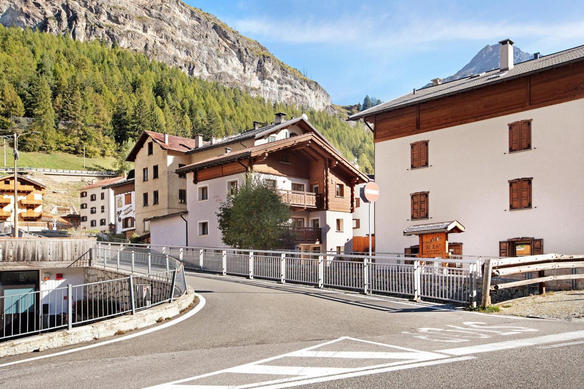 Casa Al Rin Ski Bike And Wellness イゾラッチャ エクステリア 写真